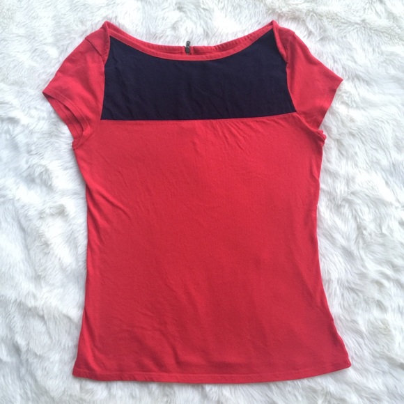 Red & blue color block T-shirt. Large. - Picture 3 of 5